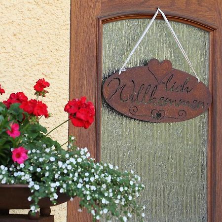 Gaestehaus Obermeier Ruhmannsfelden Exterior foto